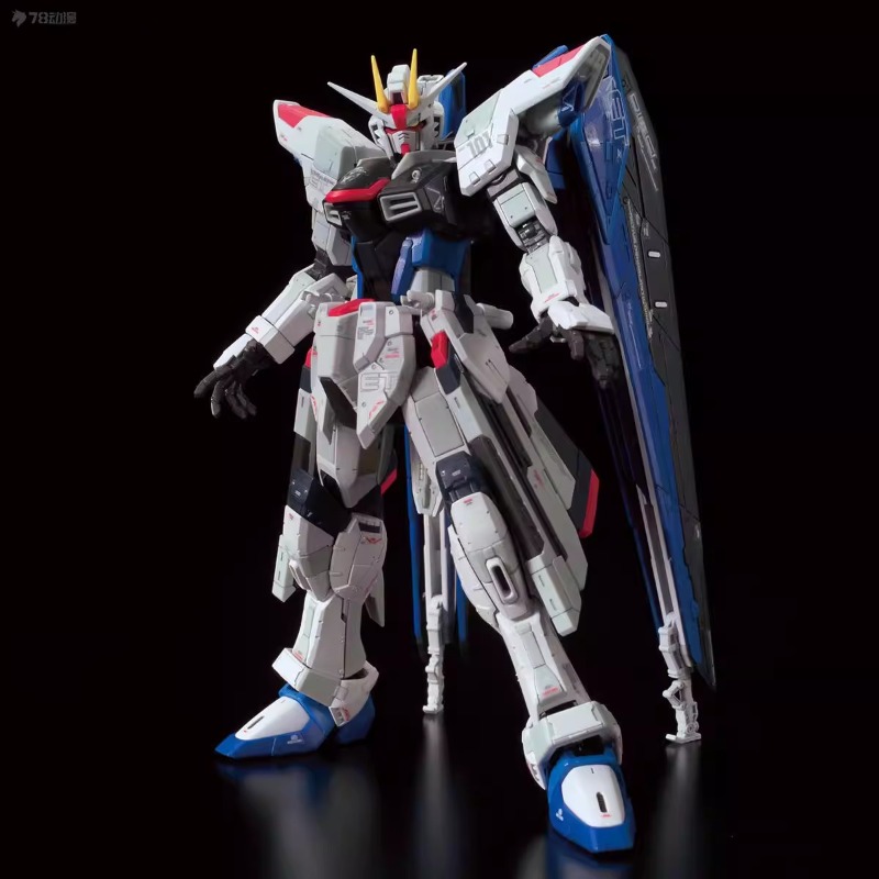 Bandai Original RG BASE LIMITE - огляд і ціна Bandai Model Gundam Rg
