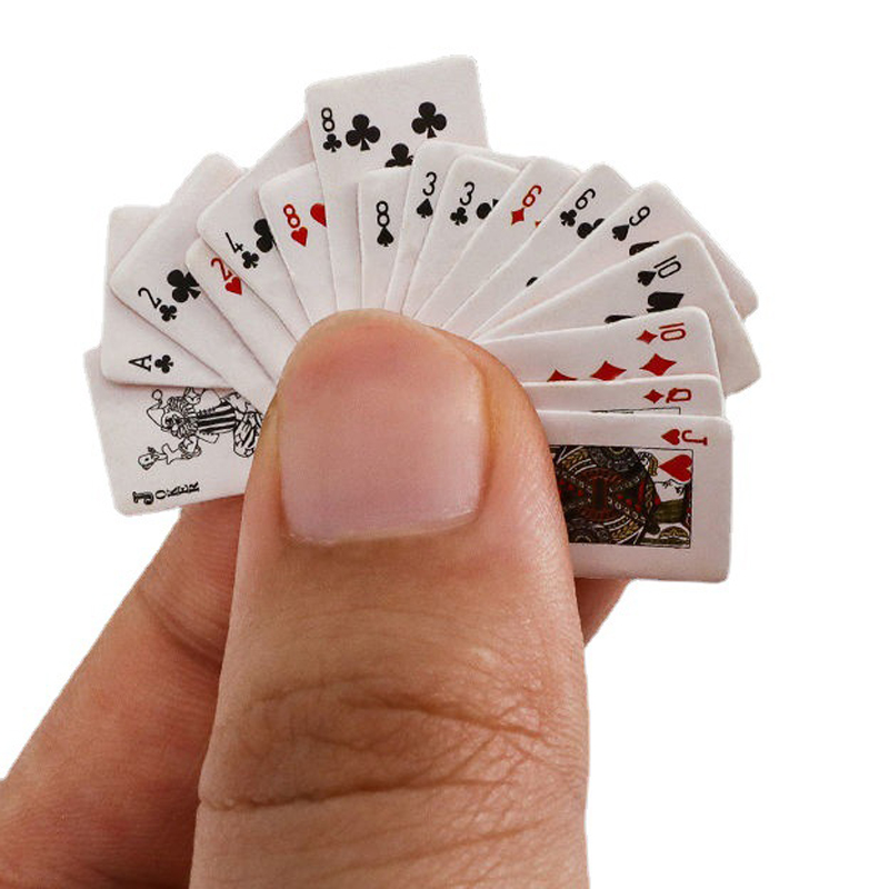 Mini Poker Playing Cards Cute  - огляд і ціна Party Games Juegos De Mesa